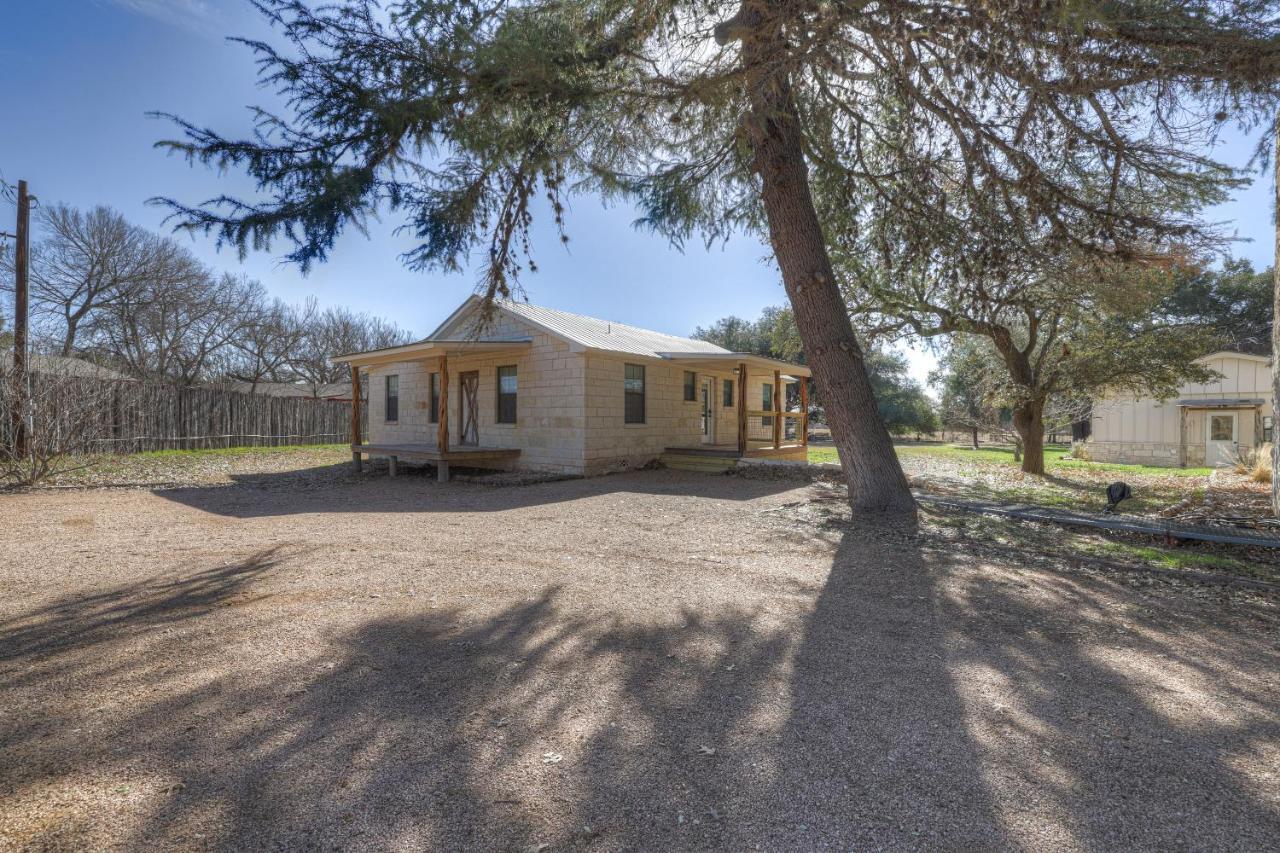 Olive St Ranch With Hottub-Grill And Party Barn Villa Fredericksburg Exterior foto