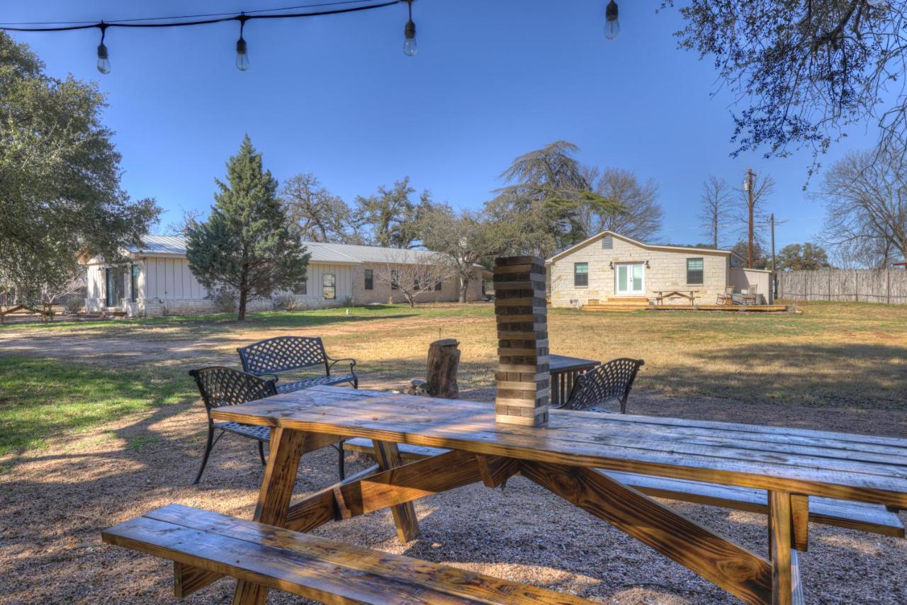 Olive St Ranch With Hottub-Grill And Party Barn Villa Fredericksburg Exterior foto